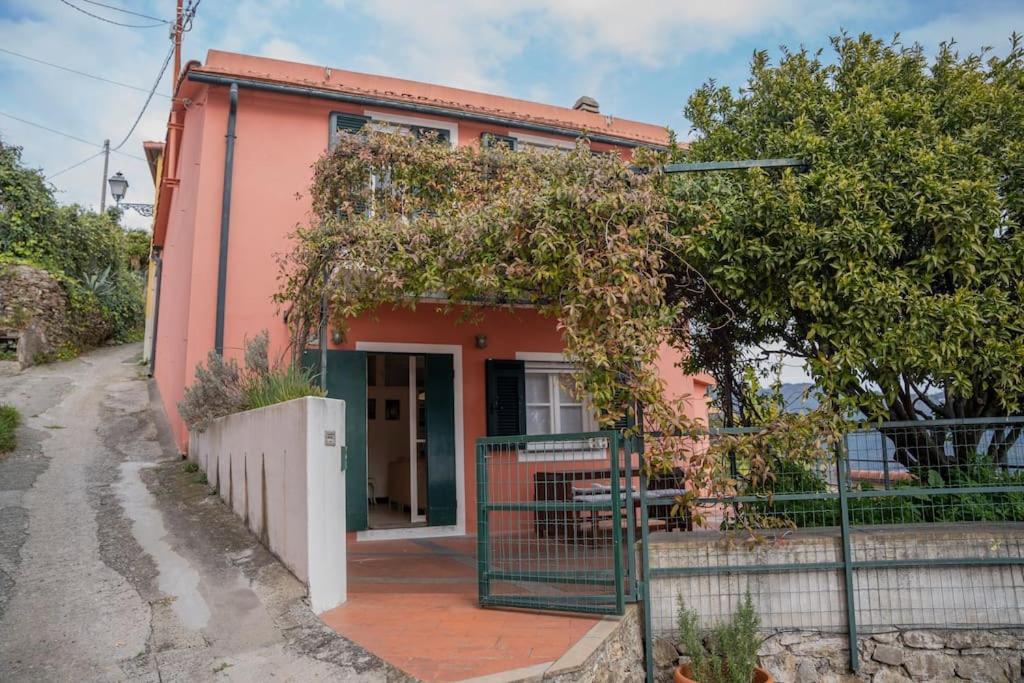 Holiday home 031 - Harmony House Casa Vista Mare Sestri Levante, Pace Natura San Bernardo (Genoa)